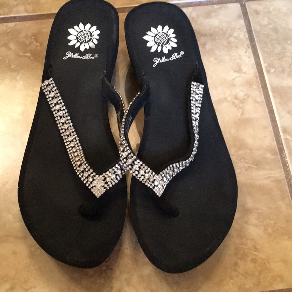 Yellow box rinestone flip flop